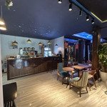 Nhượng quán cafe 180m2 mặt phố tại mỹ đình