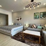 Hiếm, cho thuê căn view biển full nội thất tại gold coast nha trang, 2pn 2wc, 52m2, giá 13tr/tháng