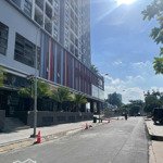 Cho thuê shophouse mặt tiền đường 11m 2 tầng 160m2 giá chỉ 22 triệu/tháng tại chung cư saigon avenue