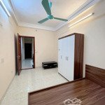 Chính chủ cho thuê ccmn, studio tại phố trương định 18m 3,5 triệu. 0967671950 tự do không chung chủ