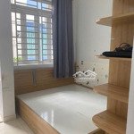 Nhà full nội thất mới 40m2 2lầu st 4pn 3wc hxh nguyễn văn khối