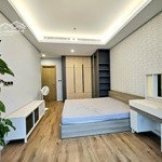 Căn hot tại sarina sala 3 phòng ngủ127m2 full nt cho thuê chỉ 40 triệu/th, nhà đẹp thoáng 2 ban công