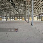 Cho thuê xưởng 10.000m2 kcn đức hòa long an. mới 100% . tháng 11 bàn giao