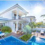 Cần bán gấp căn 3 phòng ngủview hồ giá bán 13,5 tỷ (100% chuẩn) cam kết 1 căn duy nhất bán giá lỗ sâu.