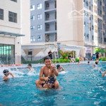 Cần chuyển nhượng shophouse kinh doanh chung cư the ori garden, ngay lối vào sảnh lễ tân.