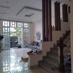 Bán nhà chính chủ: dtsd 300m2: đang cho thuê 10 triệu