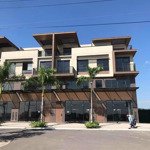 Cần bán căn villa góc 2 mặt tiền siêu vip dự án izumi city 093.7552939