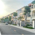 Cần bán liền kề 90m2 giá 9,5 tỷ vinhomes marina