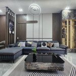 Nhà đẹp luxury cách biển nguyễn tất thành chỉ vài bước chân, view biển rất đẹp