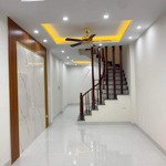 Bán nhà đẹp nguyễn sơn 5 tầng nhỉnh 5 tỷ xíu ở cực sướng