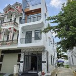 3 tỷ 950 bán nhà 2 mặt tiền 1 trệt 2 lầu kdc đẹp, p.bình chuẩn, tp.thuận an