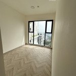 Bán gấp căn 2 phòng ngủ2 vệ sinhe2.25 07 lumiere boulevard view nội khu hồ bơi, lh : 0936111017