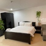 Giảm hẳn 3 tỷ - villa 3 tầng, ngay bãi tắm phạm văn đồng, dòng tiền khai thác tốt gần 300 tr/tháng.