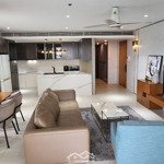 (cho thuê) căn hộ 3pn 3wc view hồ bơi chuẩn resort 5 sao ngay kế trung tâm quận 1