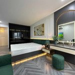 Chủ nhà bán căn hộ 130m2 chung cư chelsea park, quận cầu giấy lh 0911120228