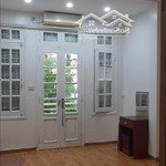 Cho thuê nhà nguyên căn mới hiện đại ngõ 105 xuân la, tây hồ. dt 70m2 x 5 tầng, mt 5m. giá 18tr/th