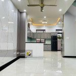 Cho thuê nhà phố lakeview city đầy đủ nội thất đẹp giá 32tr/th. lh: 0917330220