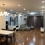 Chính chủ cho thuê căn hộ 112m2 3phòng ngủ, 2 vệ sinhnội thất full như ảnh,có slot oto hầm,nhà đang trống