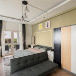 Penthouse ban công rộng - siêu trung tâm sg - full nội thất cao cấp - nhiều tiện ích