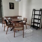 Cho thuê căn 2 phòng ngủ 90m2 - park 7 - vinhomes central park 24 triệu net - full nội thất