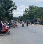 Cần bán 57m mặt tiền trương quang định (hl406). sát ngã tư khánh bình giá chỉ 550tr/1m ngang