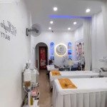 Mặt phố xa la, 2 thoáng, sử dụng 50m2, kinh doanh sầm uất, giá bán 10 tỷ hơn. lh: trang 0934663338