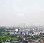 Cho thuê gấp căn hộ 3 phòng ngủkhu landmark 2, căn góc view landmark 81, dọn vào ngay, cócó thương lượngnhẹ