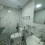 Phạm văn đồng - bán nhà 5 tầng - vỉa hè ô tô tránh - diện tích: 110m2 xmặt tiền6m giá bán 21 tỷ