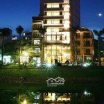 Bán hotel 4 sao view sông tại tt q.cầu giấy, 13tầng x 321m2, mặt 12m, 85 phòng, 190tỷ