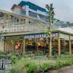 Cho thuê mặt bằng kd làm cafe phố trích sài 290m lô góc 2mt view trực diện hồ tây đoạn đẹp