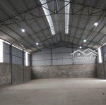 Chính chủ cho thuê 300m2 kho xưởng kiêu kỵ, sẵn điện 3 pha, xe cont ra vào 45ng/m2/th 0902132489