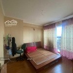 Cho thuê gấp căn 130m 15 triệu thiết kế 3 ngủ full đồ chung cư 326 lê trọng tấn- spring home thanh xuân