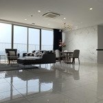 Cho thuê căn 2pn cực rộng 173m2 dự án waterina suites, tầng cao, view trực diện sông sg cực đẹp