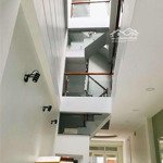 Chủ bán gấp nhà gần 100m2 giá chỉ 7,4 tỷ, 4,6x20, 4 tầng mới, hxh 6m, cổng lở, q.tân bình.