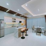 Bán nhà 7 tầng thang máy, gara 2 ô tô, view vườn hoa phố trạm, mt: 5.4m2, giá bán 14tỷ