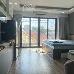 Cho thuê căn apartment giá rẻ tại ngõ 193 trích sài, tây hồ. ban công view hồ thoáng. chỉ 6 triệu