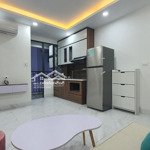 Chính chủ cho thuê căn chung cư mini 50m2, 2n1k giá 9,5tr/tháng tại số 1c ngõ 149 cự lộc, ngã tư sở