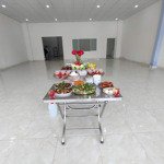 Bán nhà mặt tiền ngang 10m, huỳnh tấn phát, nhà bè, 210m2, 2 tầng, dòng tiền 35 triệu, chỉ 17,5 tỷ