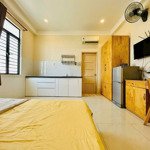 Phòng cho thuê 25m2, cửa sổ, nội thất full ngay d5, p25, bình thạnh(0395142092)