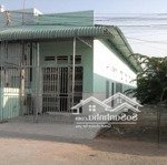 Bán dãy trọ 8 phòng mặt tiền đường nguyễn văn bứa, hóc môn hiện đang cho thuê kín giá 495 triệu