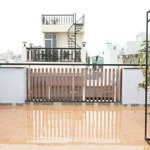 Nhà nguyên căn hxh đường trần quang cơ, tân phú. 8x20m 1t3l st. 5pn 5wc 1p khách. nhà mới 25tr/th