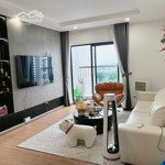 Chính chủ gửi bán căn 106m2 view hồ cc le grand jardin, full nội thất cao cấp