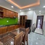 Căn hộ 2pn 60m2, ban công lớn, full nội thất, nguyễn văn thương, gần ngã tư hàng xanh