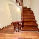 Chính chủ cần bán - biệt thự sân vườn phố cầu giấy - 125m2x4t, ô tô vào nhà - 28 tỷ