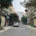 Cần bán căn shophouse hải phát đã hoàn thiện nội thất sát ubnd huyện gia lâm. hàng hiếm.