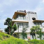 Duy nhất 01 căn biệt thự 272m2, giá chỉ 5,6. lh: 0917217123