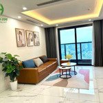 Chính chủ bán căn hộ 3 phòng ngủ chung cư sunshine center -18 phạm hùng giá 6.x ty lh:0977986243