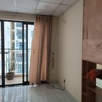 Cho thuê căn 2 pn 2 wc có ban công 66m2 - chỉ 5 triệu/tháng - giảm 50% phí quản lý