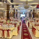 Cho thuê mặt bằng 2000m2 sd mặt tiền quốc lộ 1a gần ngã tư amata