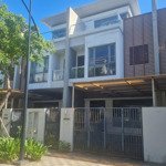 Biệt thự vườn phố đông 120m2, vị trí đẹp, đối diện sol villas. giá 11.4 tỷ. lh: 0902.746,319